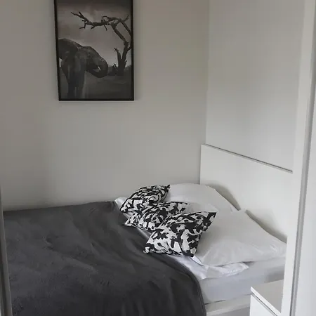Apartament Mg Giełdowa Warszawa